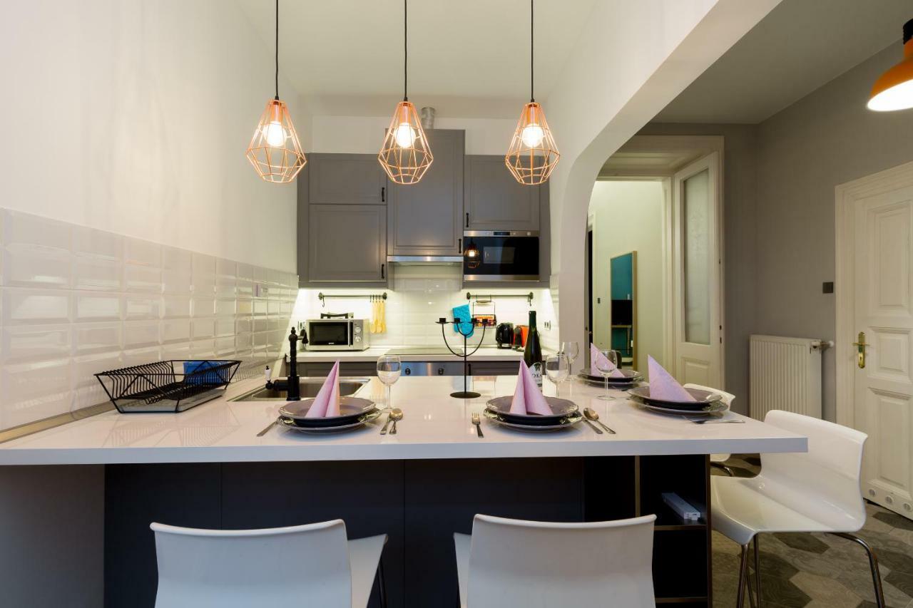 Luxury Twin 1-Bedroom In Kazinczy Street Βουδαπέστη Εξωτερικό φωτογραφία