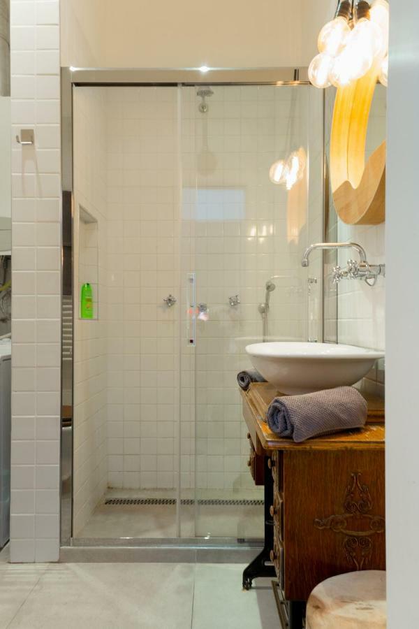 Luxury Twin 1-Bedroom In Kazinczy Street Βουδαπέστη Εξωτερικό φωτογραφία